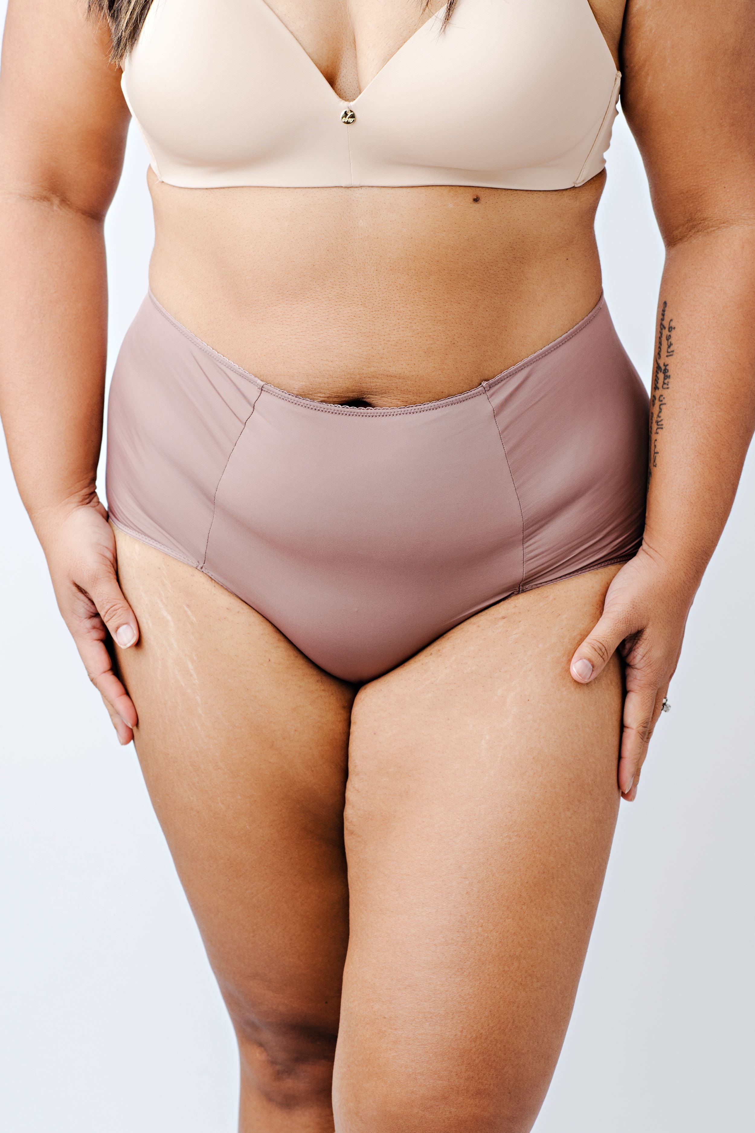 Marilyn Smoothing Brief Panty